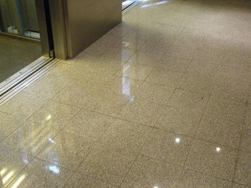 Wie kann ich einen Terrazzoboden aufarbeiten? - MSR Steinpflege GmbH