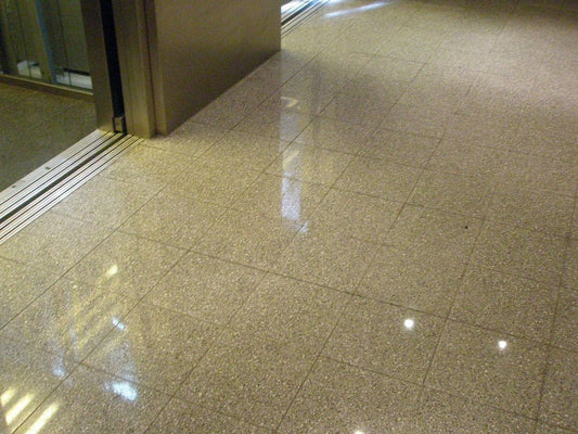 Wie kann ich einen Terrazzoboden aufarbeiten? - MSR Steinpflege GmbH